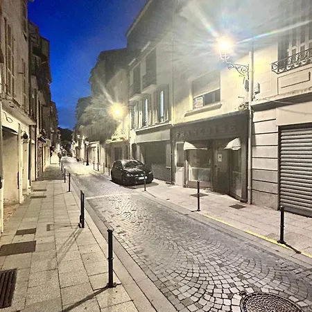 Le Cosy Family * Λούρδη